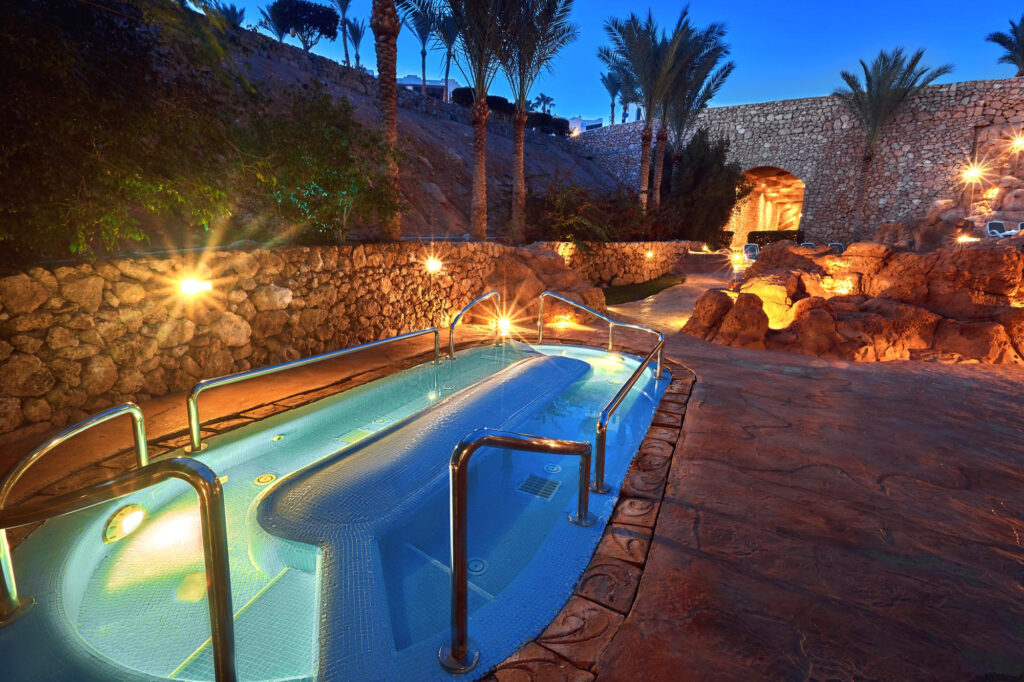 Pool Route Business: Embracing Technology for Efficiency