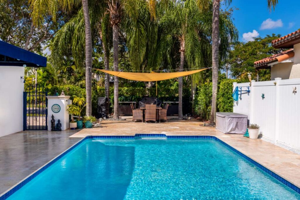 Superior Pool Routes' Commitment to Your Success