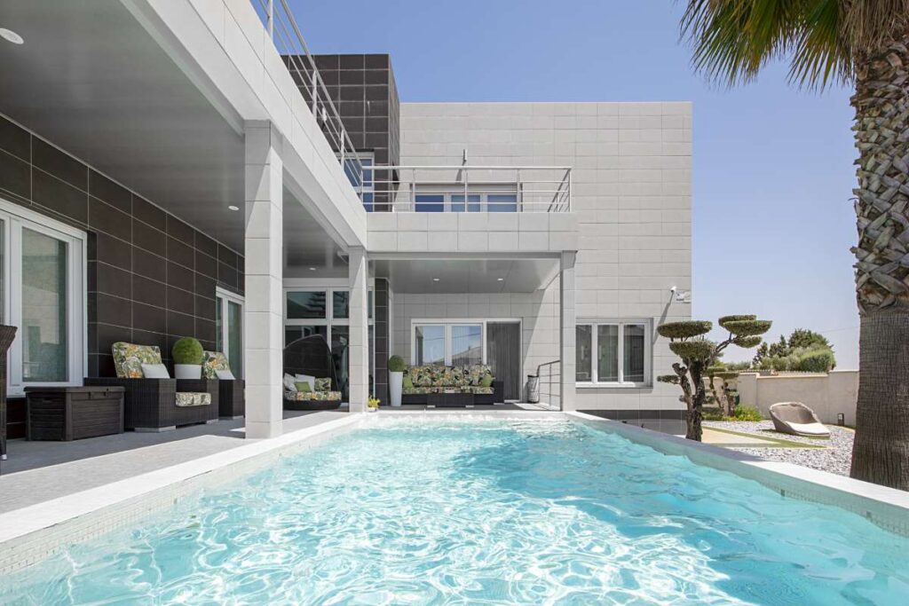 How to Choose the Best Pool Route Location
