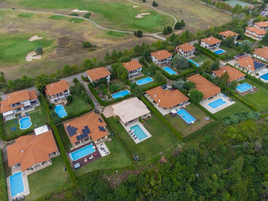 Pool Routes For Sale in Florida: Orlando, Osprey, Hialeah, Naples, Palm Bay