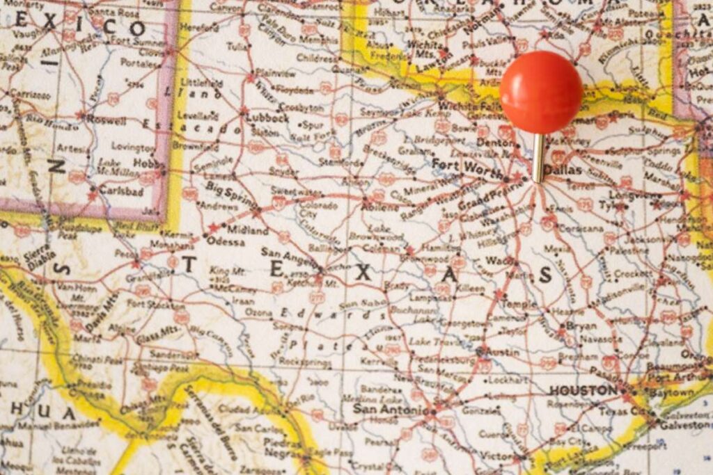 close-up-united-states-america-map-red-pinpoint_0x800 close-up-united-states-america-map-red-pinpoint_0x800